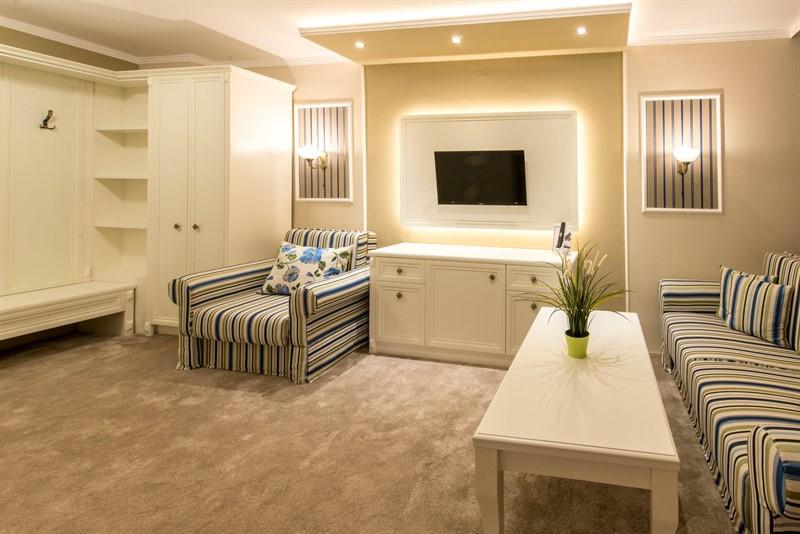 Park Hotel Raya Garden - Free Parking Велико-Тырново Экстерьер фото